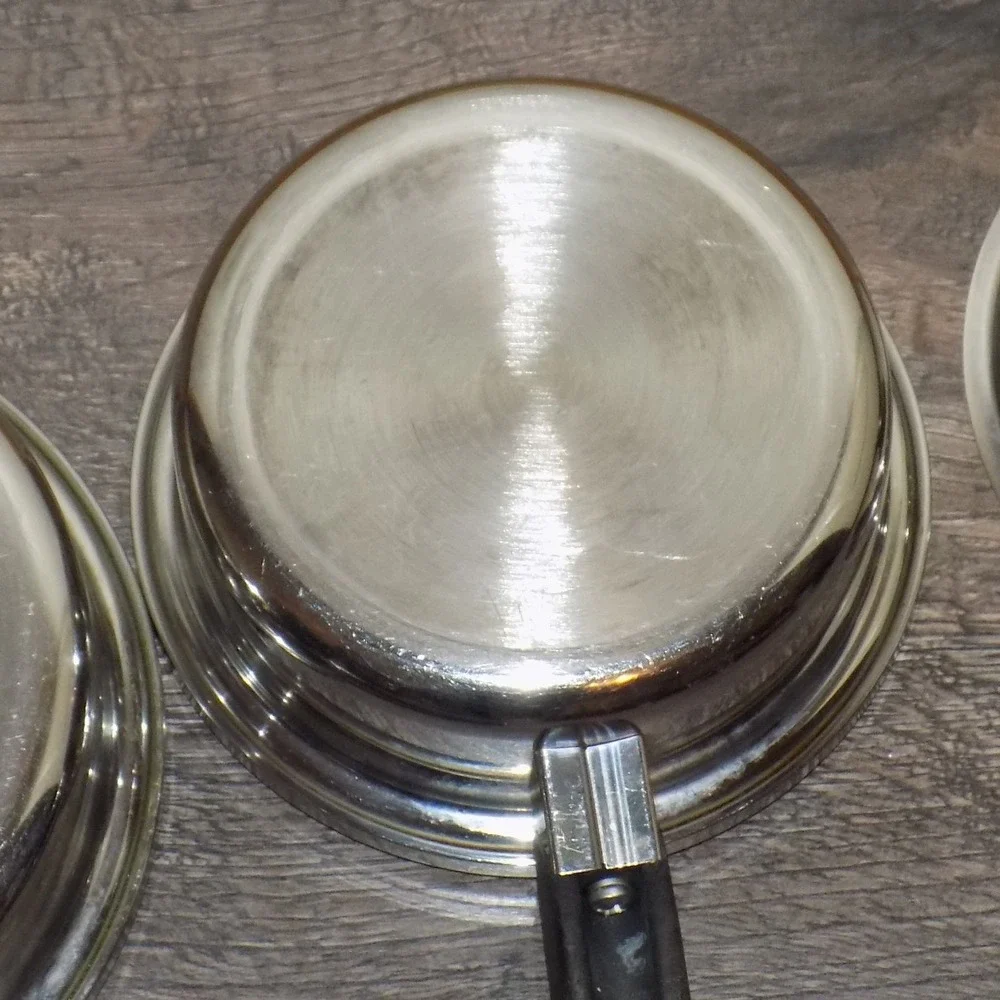 Amway Queen Saucepan‎ Set Unisex OS Silver Good Multi-Ply Stainless Steel Pots
